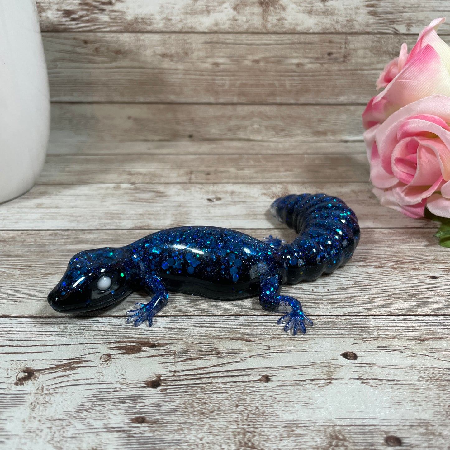 Teal Glitter Resin Lizard Figurine – Handmade Glitter Lizard Decor, Unique Shelf & End Table Accent