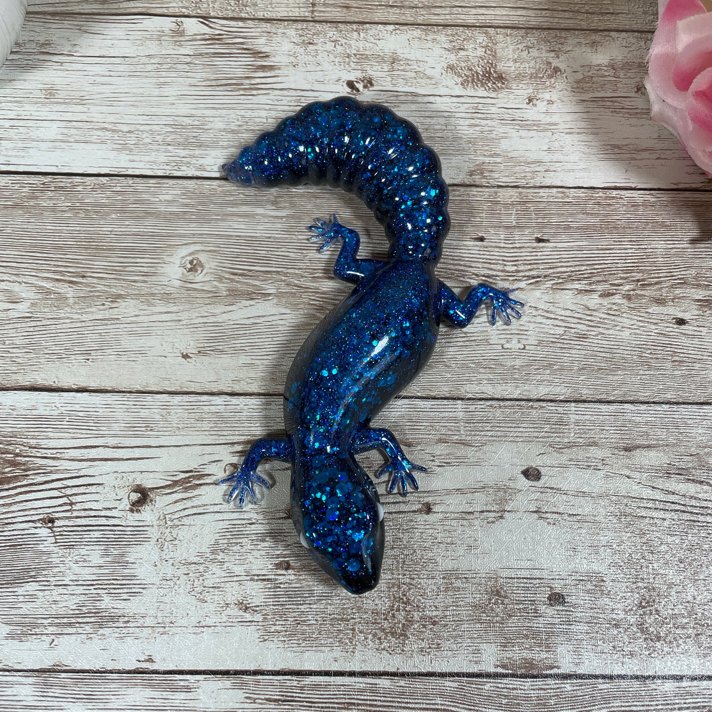 Teal Glitter Resin Lizard Figurine – Handmade Glitter Lizard Decor, Unique Shelf & End Table Accent